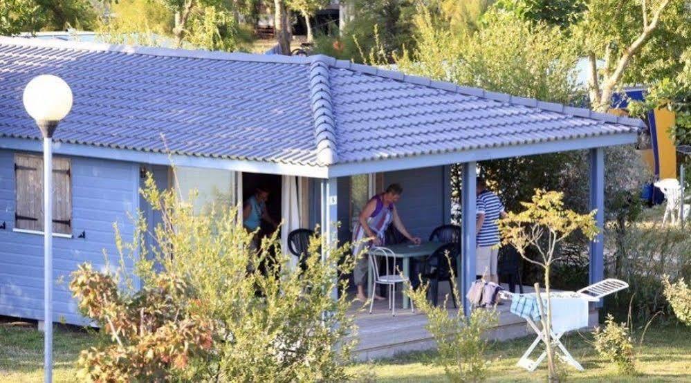 Residence Les Marines D'Oleron Monclar Quercy Vacances Saint-Pierre-d'Oleron Exterior foto